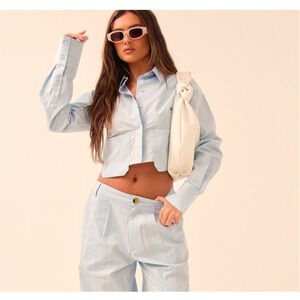 PrettyLittleThing Blue Poplin Pinstripe Pocket Detail Cropped Shirt US 2 NWT